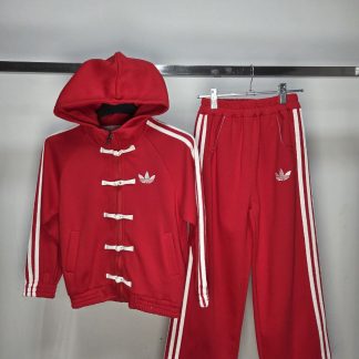 Спортивка Адидас красный