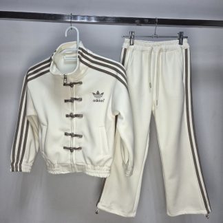 Спортивка Адидас белый