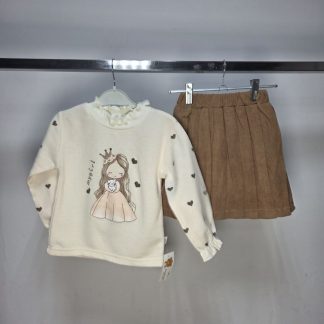 Двойка с юбкой