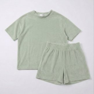 Двойка плющ, с шортами