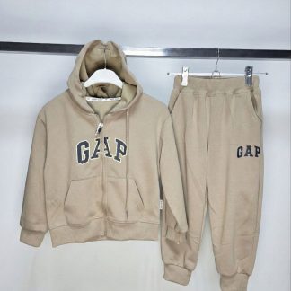 Спортивка gap